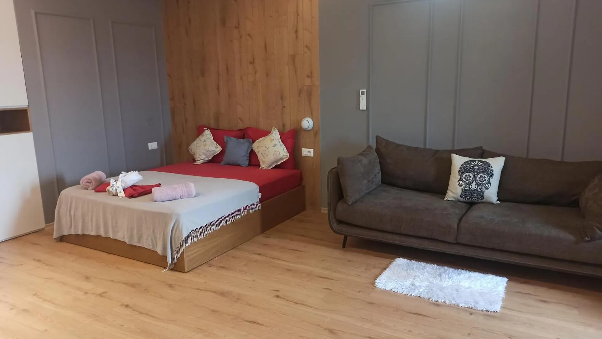 Square 21 Studio Apartments Tirana